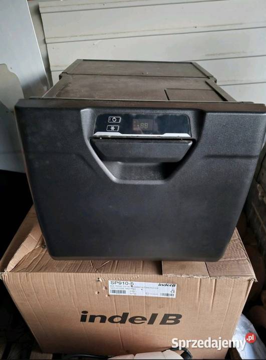 Lodówka Iveco Sway Wyposażenie wnętrza Obłotne