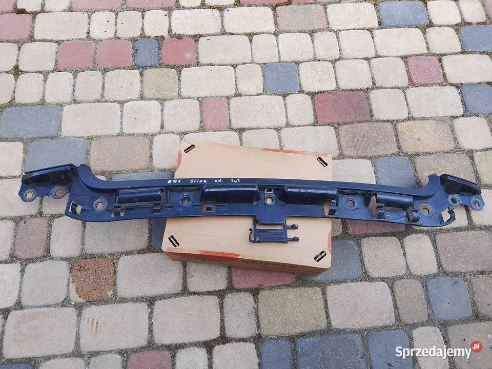 BMW e81 ślizg zderzaka tyłbok Kowala