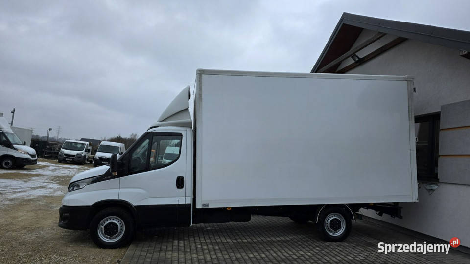 Iveco Daily 35S14 klima 3 osobowy pojedyńcze biały Chełm Śląski