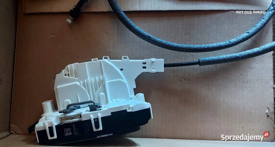 Zamek drzwi prawych OE A9107303800 MERCEDES dostawcze Małopole