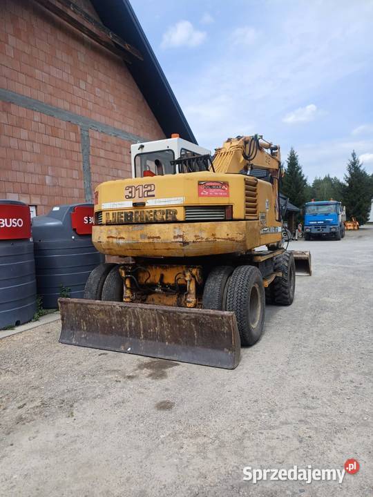 Liebherr 312 z osprzętemzero wycieków komputerów Koparki świętokrzyskie Bodzentyn