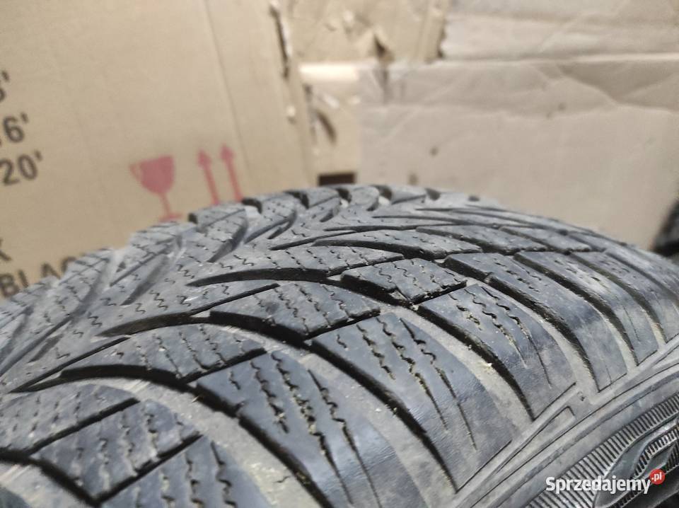 Opona zimowa 2055516 GoodYear Ultragrip 7 205 Słupca