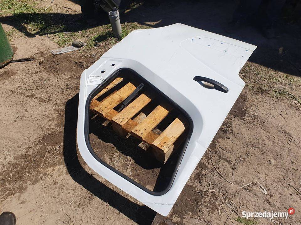 DRZWI PRAWE PRZÓD RENAULT MASTER III osobowe Lipno sprzedam