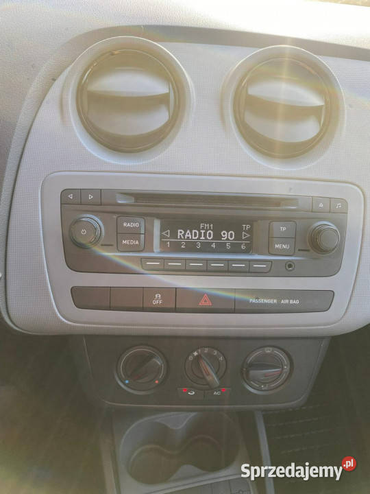 Seat Ibiza benzynka manual klimatyzacja wspomaganie kierownicy śląskie Żory