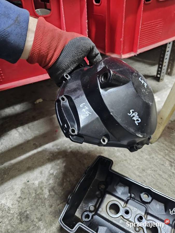 Triumph 675 Daytona pokrywa sprzęgła kapa dekiel dolnośląskie sprzedam