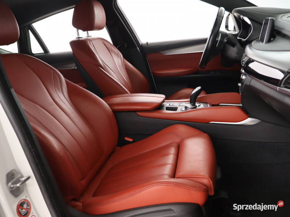 BMW X6 xDrive30d czujnik parkowania