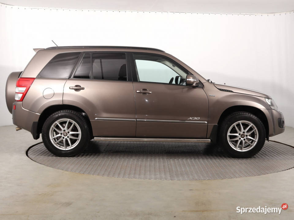 Suzuki Grand Vitara 19 DDiS gniazdo USB Grand Vitara Katowice