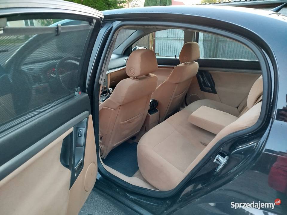 Opel Vectra c Lift 2005 18 Benzyna ładna Wrocław