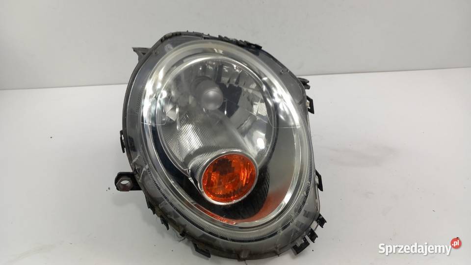 MINI COOPER R56 LAMPA PRZÓD PRAWA Zbierkowo