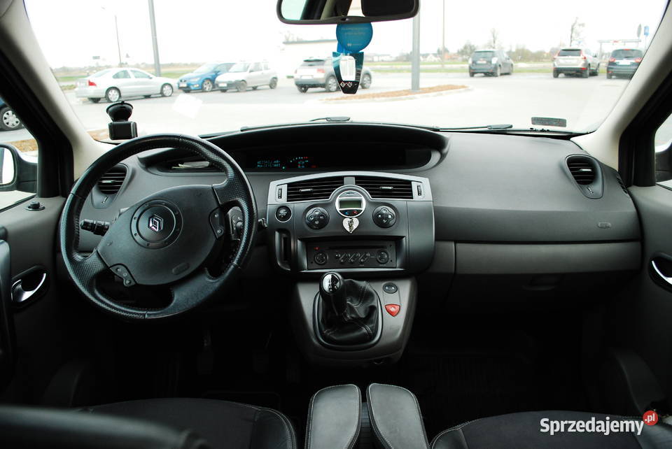 Renault Scenic 15 DCI 86 bez DPF światła do jazdy dziennej