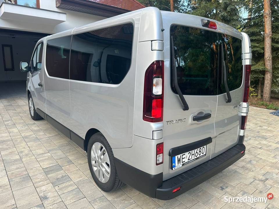 Renault Trafic 2020 diesel automat 8 miejsc Trafic Wrząca