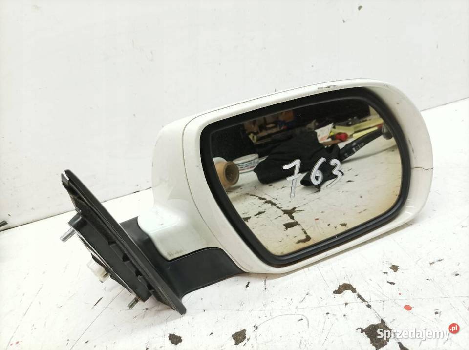 LUSTERKO PRAWE 17PIN EU 022877 Hyundai ix55 I