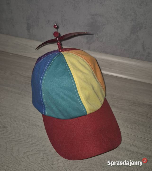 Czapka z daszkiem i śmigłem 56