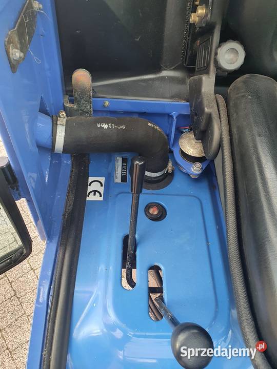 Kosiarka profesjonalna Iseki SF230 23 kabina Kobiele Wielkie sprzedam