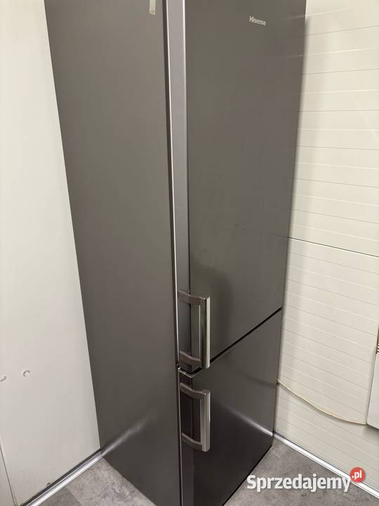 Syndyk sprzeda z wolnej ręki lodówkę HISENSE 180cm Kraków sprzedam