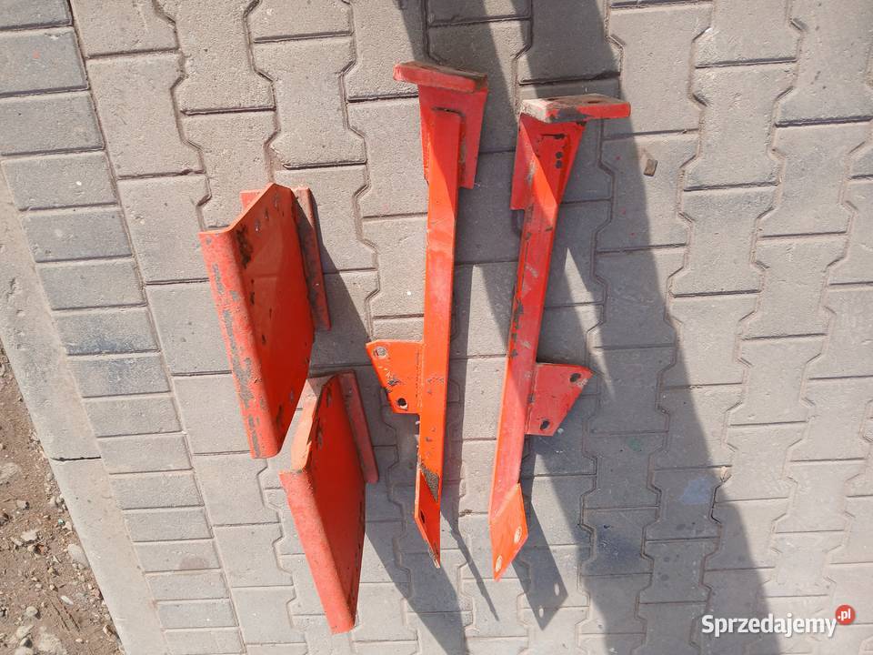 Wspornik podstawy błotników MF 255 ursus 3512 Lubcza