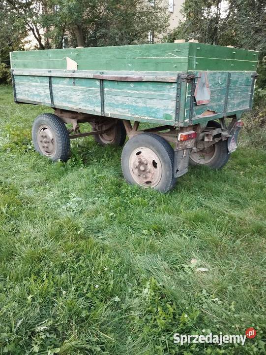 Przyczepa d44 sztywna nieuszkodzony Przyczepy rolnicze Maszów