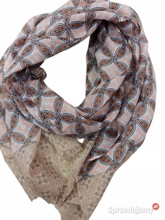 Chusta Szalik apaszka lekka delikatna 50170 Wieluń