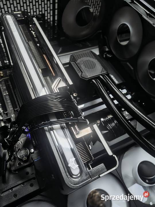 Komputer PC 7800XT 32GB DDR5 7600X Gdynia