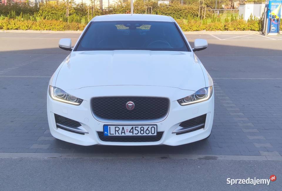 Jaguar XE Zadbany mały przebieg światła do jazdy dziennej Łódź