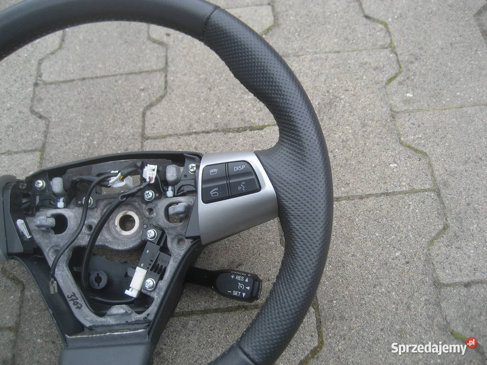 toyota auris I lift hybryda 1012r kierownica Rakoniewice