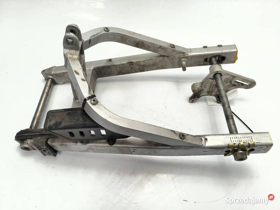 WAHACZ TYŁ DUCATI 800 Supersport osobowe kujawsko-pomorskie Lipno