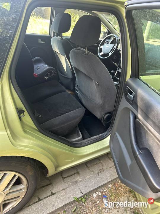 Ford Focus 2005 r 16 benzyna opony zimowe mazowieckie Warszawa sprzedam