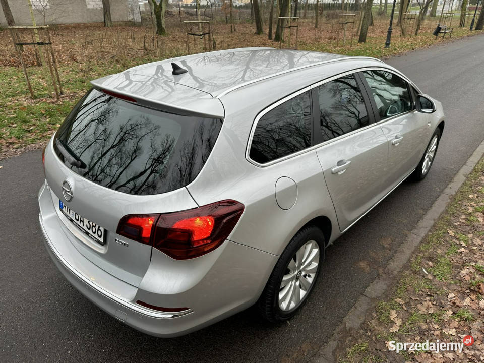 Opel Astra Sport Tourer 20 CDTI 165 2013r Xenon kujawsko-pomorskie Józefkowo