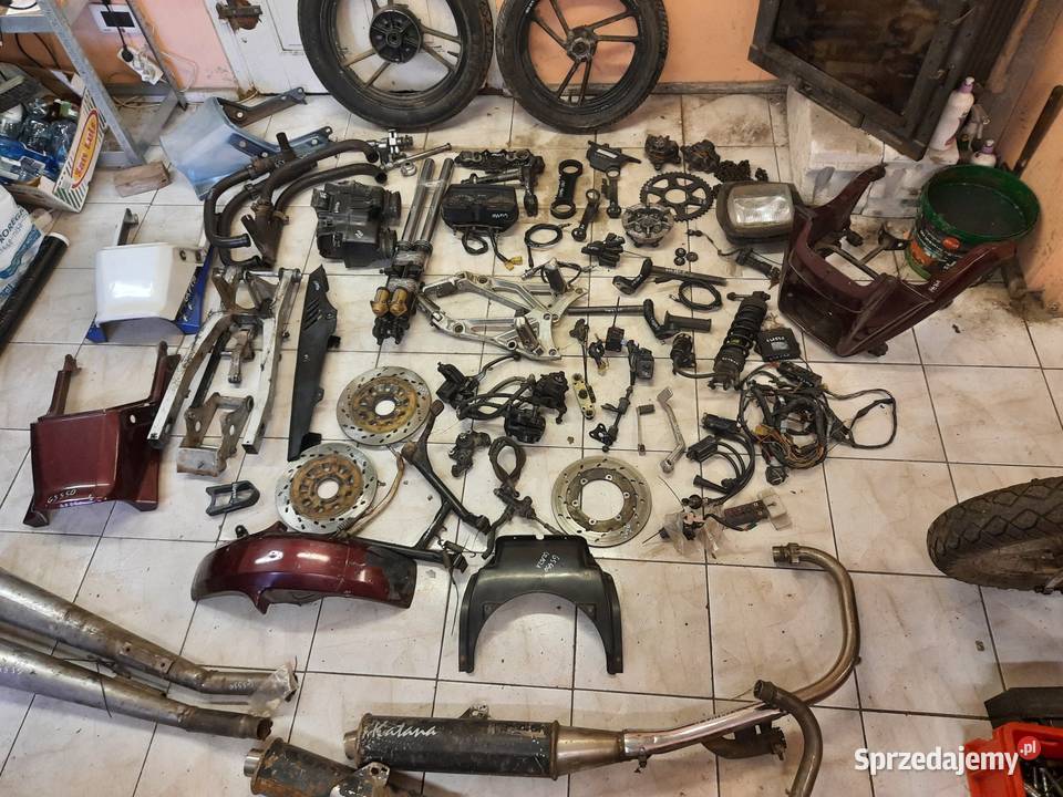Suzuki GSGSX 550 części gsx 550 dolnośląskie Jelenia Góra