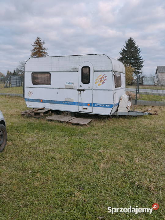 Przyczepa kempingowa na budowę działkę bez Jaszczów