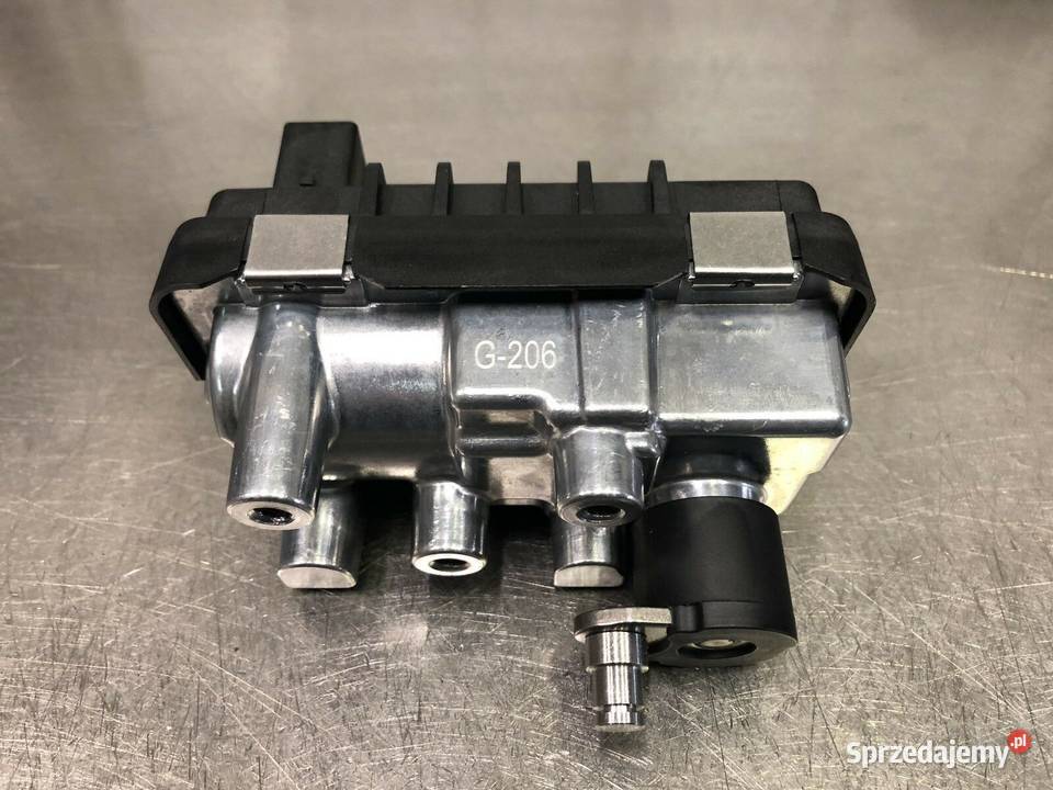 Sterownik siły doładowania BMW 712120 G206 520d Części samochodowe Katowice