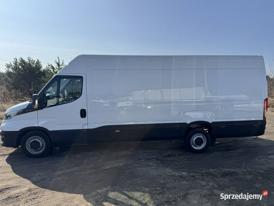 Iveco Daily 35S16 V IVECO DAILY 35S16 V 23hdi biały Turek