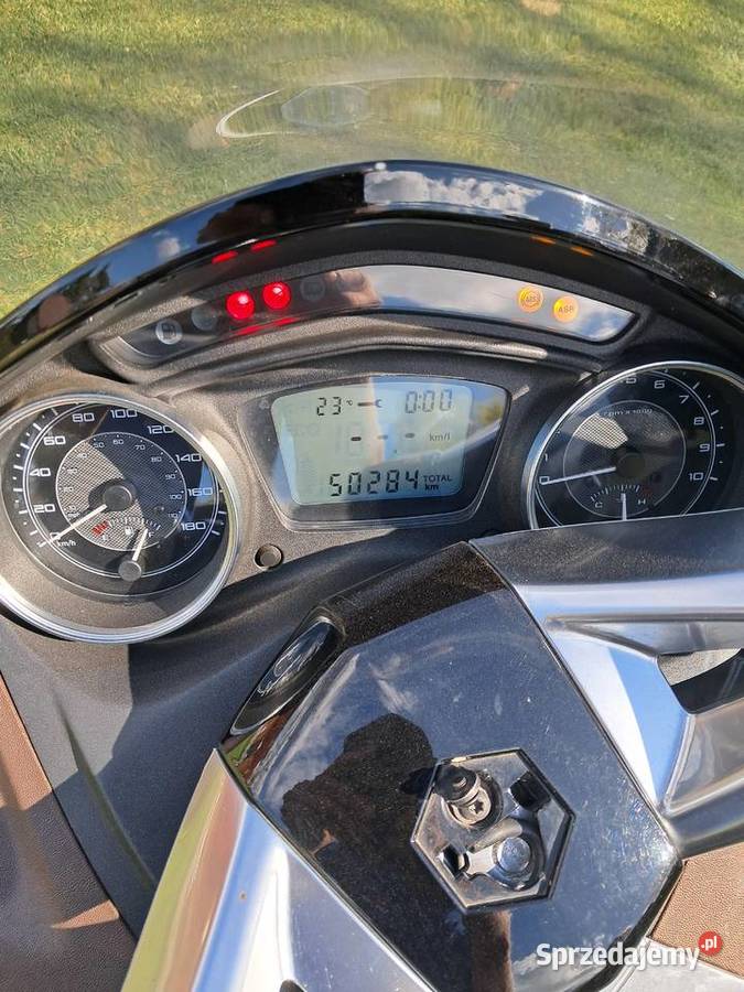 Skuter piaggio 350 Rok produkcji 2012