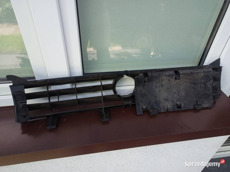VW Passat B2 32b grill atrapa przednia chłodnicy Karoseria Sieradz
