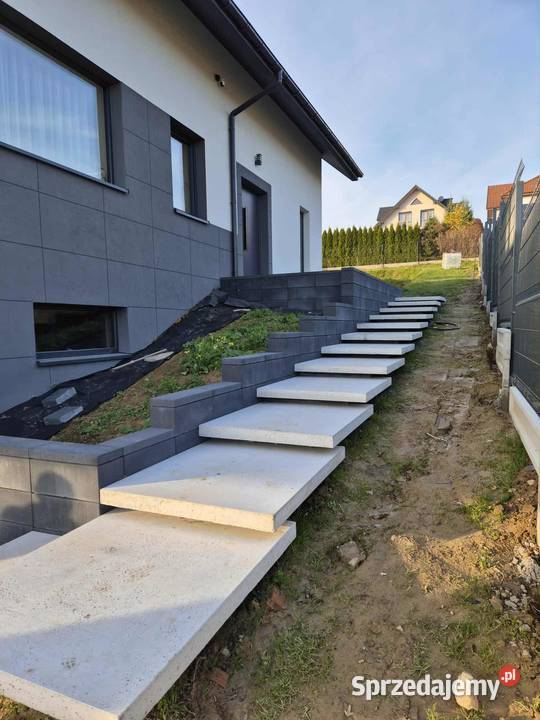 Lewitujące schody beton architektoniczny stopnie Kraków