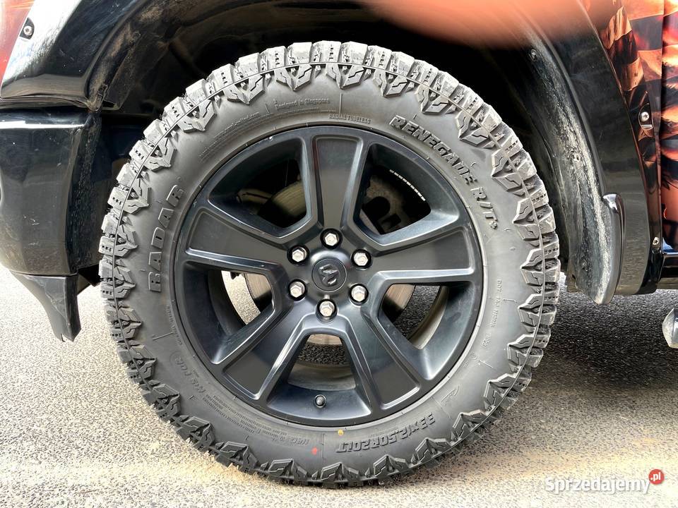 Dodge RAM 1500 57 HEMI eTorque AWD Bighorn