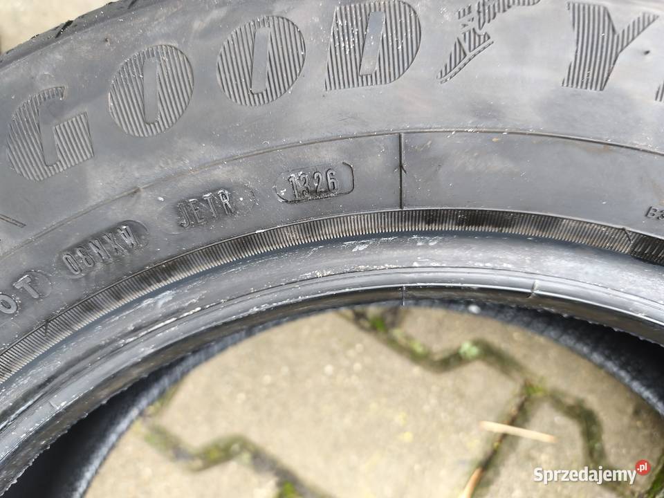 Sprzedam komplet opon letnich Goodyear Efficient Opony zachodniopomorskie