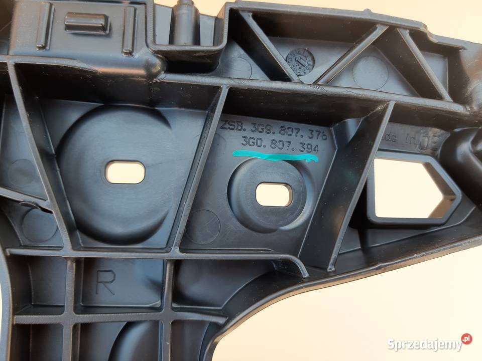 VW PASSAT B8 ŚLIZG ZDERZAKA PRAWY TYŁ 3G0807394 Trzciel
