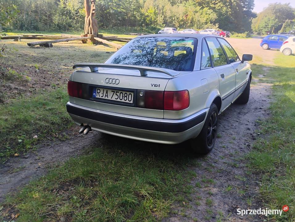 Audi 80