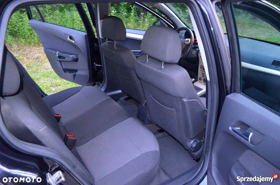 Piękna czarna Astra H kombi z 2008 r tempomat Astra Ożarów Mazowiecki