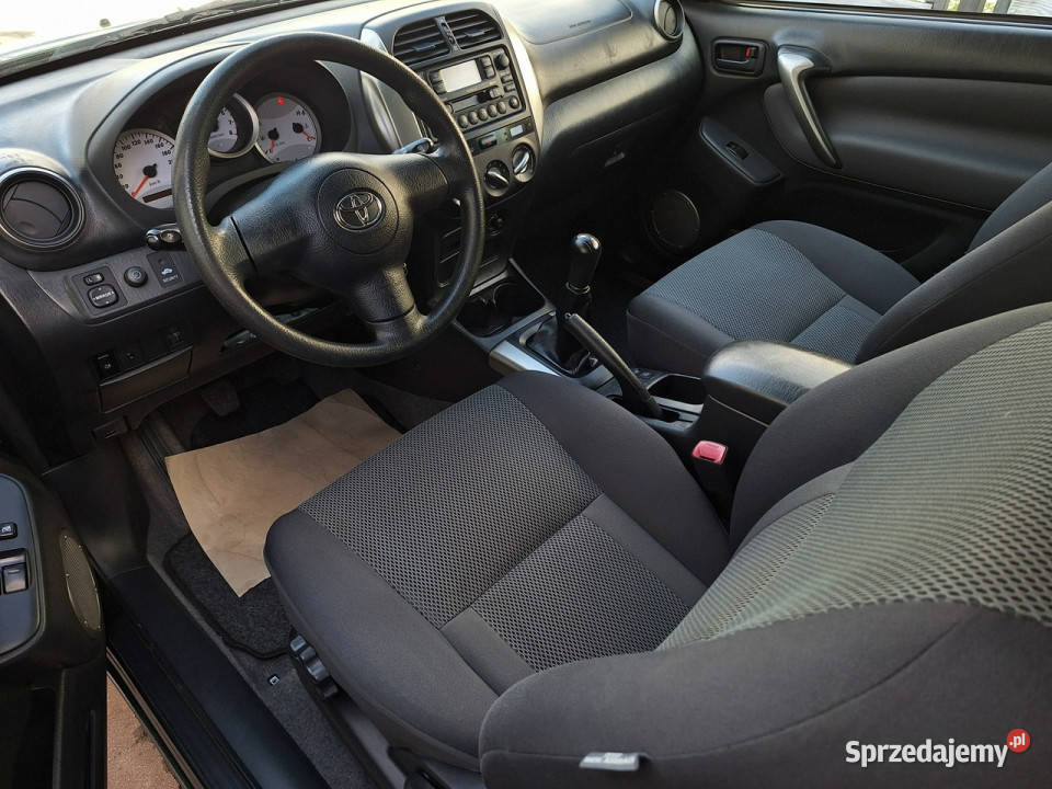Toyota RAV4 4X4 benzyna 20VVTi z Niemiec stan II Olsztyn