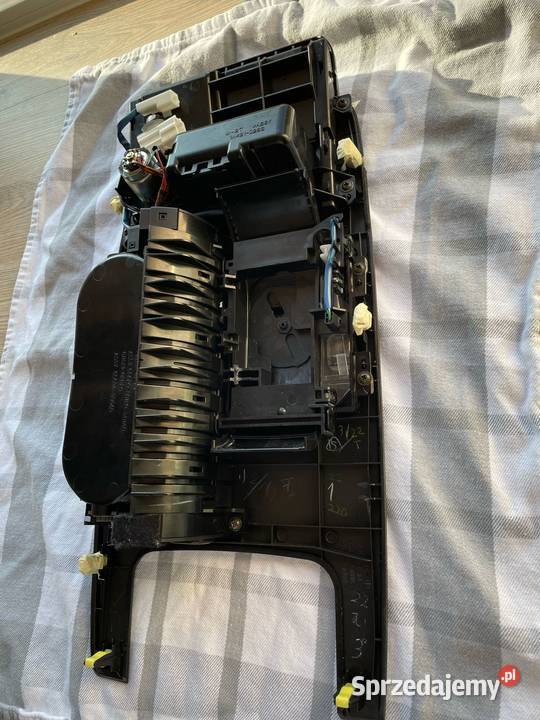 Dekor ramka lewarka tunelu Lexus GS 200508 MK3 Suwałki