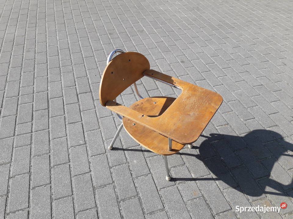 Krzesło dziecięce do karmienia z okresu PRL lata Gdynia