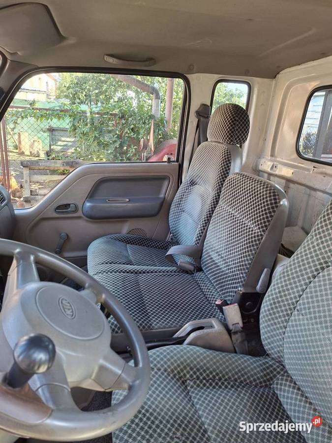 Kia k2700 biały
