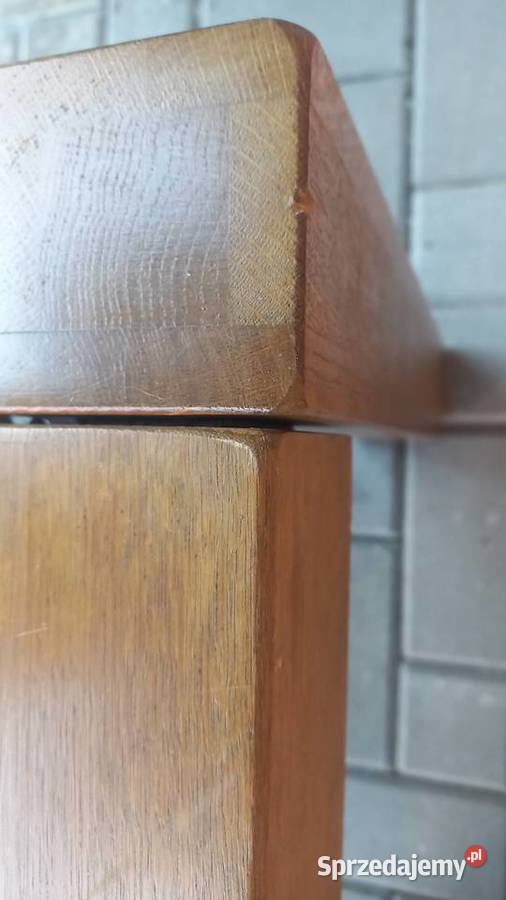 Dębowy stolik kawowy kwadratowy HH 723 Gawroniec