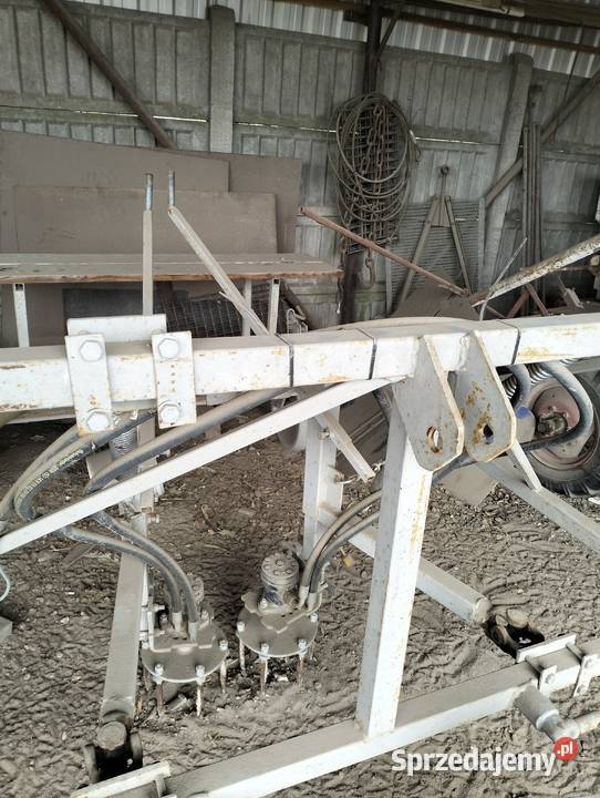 Pielnik hydrauliczny nieuszkodzony Cykarzew Północny