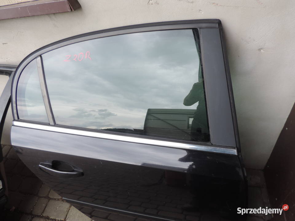 OPEL VECTRA C SEDAN Z20R DRZWI LEWY TYŁ