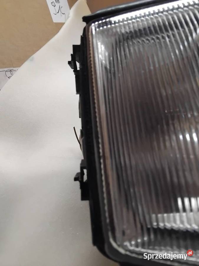 Lampy przód soczewka Audi 100 S4 C4 Hella opolskie Grodków