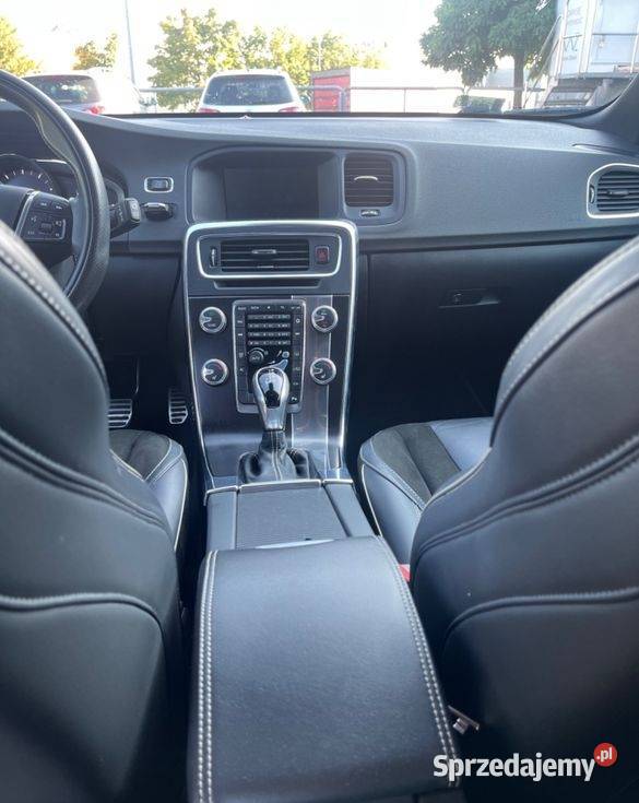 Volvo V60 R Design 2017 benzyna Sulechów