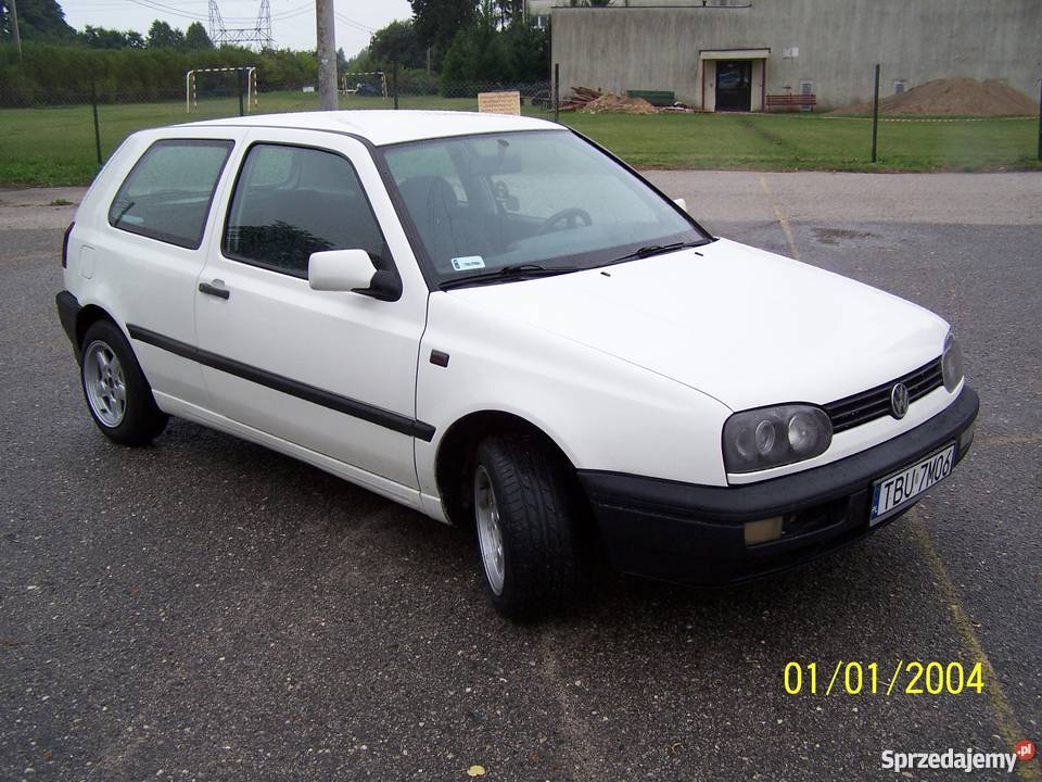 VW Golf 18 LPG Biały Piękny Rok produkcji 1992 świętokrzyskie Słupia